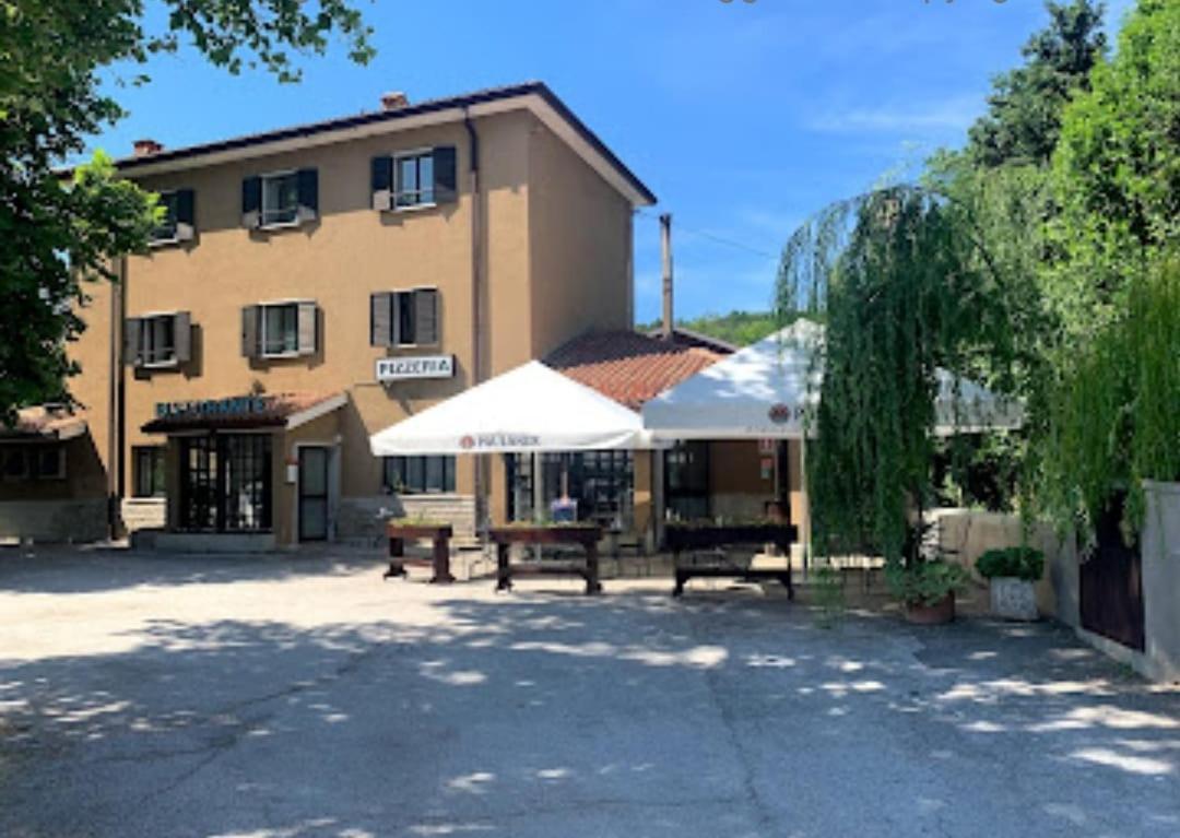 Hotel All'Antica Stazione Muggia Exterior foto